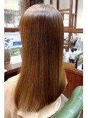 ツヤストレートロング ハイトーンブラウンカラー