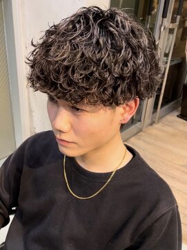 ウェイビーエフティフィフス 横浜西口(WAVEY ft.fifth) 波巻きスパイラルツイストスパイラルパーママッシュメンズヘア