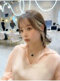 ブリーチなしチョコレート色×前髪/顔周りレイヤー韓国ヘア[新宿