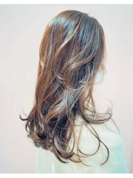 アン たまプラーザ(un) グレージュハイライトカラー【たまプラーザ髪質改善オージュア】