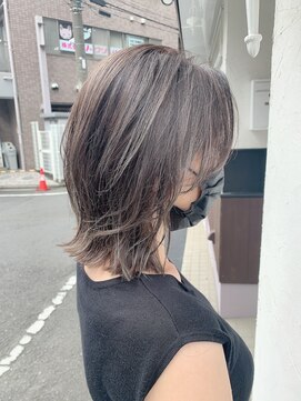 フィアート ヘアドレッシング サロン(Fiato Hairdressing Salon) くびれヘア/ハイライト