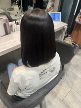 ヒスイバイケンジ(hisui by KENJE) 艶髪ストレート