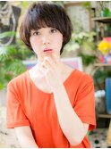 アッシュオリーブくせ毛風丸みショートボブh2志木20代30代40代