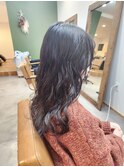 セミロング×ウェーブパーマ