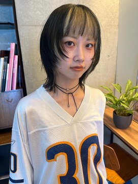 ナループロア ルームー(Nalu pu loa ROOMOO) ウルフレイヤーカット/インナーブリーチカラー