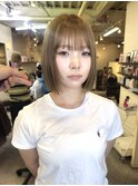 ハイトーンベージュ/ぱつっとボブ//顔周りレイヤー/レイヤーボブ