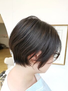オブヘアージユウガオカ(Of HAIR Jiyugaoka) 【ショートボブ】