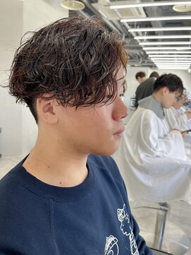 ラヴィズム(LUVISM) 波巻きパーマツイストスパイラルパーマメンズマッシュパーマ万代