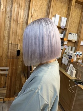 ボブ/ラベンダーグレージュ/ブリーチ/ダブルカラー/新潟