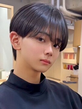 ナチュラル 渋谷(NATURAL) フェザーパーマ／スパイキーショート［メンズ／渋谷］