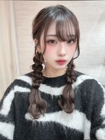 ベルグロー(BELLEGROW) ツインヘア/編み下ろしヘア/お呼ばれヘアセット