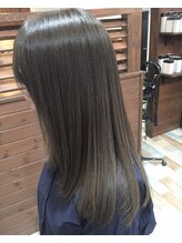アトリエ ローナ(atelier Lo-nA haircare & design) ナチュラルストレートロング