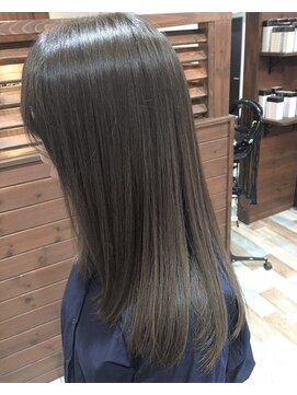 アトリエ ローナ(atelier Lo-nA haircare & design) ナチュラルストレートロング