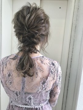 ヘアーデザイン シュシュ(hair design Chou Chou by Yone) 結婚式・二次会・イベントに可愛い編みおろしヘアアレンジ♪