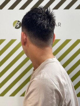 バーバーバー 四谷(BARBER-BAR) 大人の刈り上げスタイル