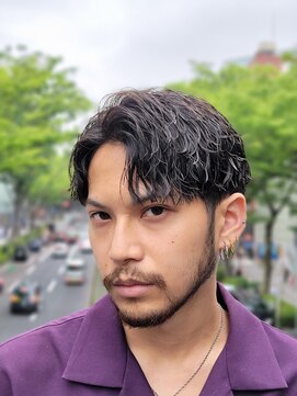 フィフス 原宿(fifth) 黒髪波巻きスパイラルパーマアップバングコンマヘアマッシュ