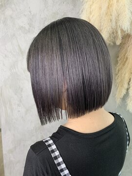 フリーダムメルシー(freedom Merci) ■切りっぱなし　ミニボブ　ダークグレー