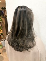 コジック ヘアアンドアイ(Cogic hair & eye)&nbsp;人気バレイヤージュスタイル☆案発グレージュ+シルバーベージュ