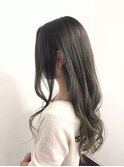 マットグレージュ_ブリーチ_フェミニンロング