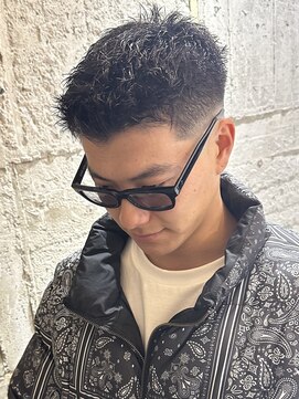 ニアウ 太田店(Niau) フェードメンズパーマメンズショートベリーショートツイスト眉毛