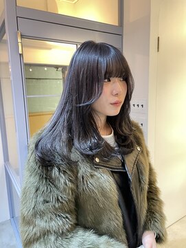 サヴィー(suvvy) レイヤーカット/ダークグレー