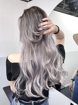 エゴ 池袋(EGO) ホワイトバレイヤージュ