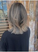 Bambi  ミディアム*バレイヤージュ*