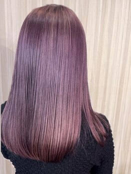紅や バンブー(Bamboo)の写真/【安城市】ダメージレス×透明感◎大人カジュアルなデザインカラー/ブリーチ無しのダブルカラーも好評＊
