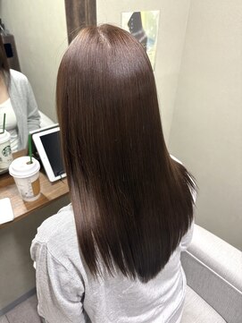 ヤヤ 浅草(yaya.) 大人気ベージュカラー