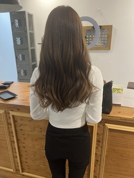 ナンバー(number+) 透明感たっぷりミルクティーベージュ