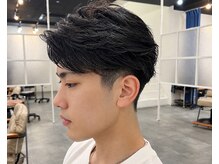 クレ(CLE)の雰囲気(人気No.1の【ニュアンスパーマ】はセンターパートと相性◎)