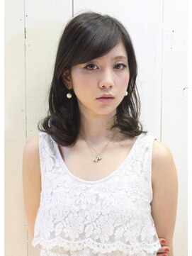 コリーナ(collina) 【collina代官山】フェミニン×ミディの愛されミディA TSUBURAYA