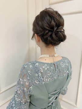 クロップ エス 湘南辻堂(crop es) 【crop es辻堂　藤田】ふんわりシニョンアレンジ