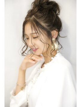 グリッター(Gritter) ふんわりお団子アレンジ