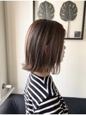 切りっぱなしボブ×ハイライト
