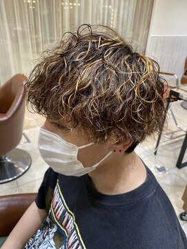 ネオリーブソラ 相模大野店(Neolive sola) メンズ波巻きパーマ/コンマヘア