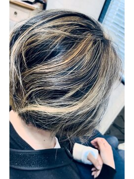ヘアースタジオ ゴーゴー ヘアー(HAIR STUDIO GOGO HAIR) 3Dハイライト