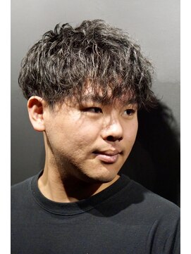 銀座 シノ 本店(shino) <理容室>メンズ　パーマ　刈り上げ　ツイストスパイラル