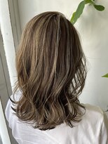 アン(Hair make un)&nbsp;【ハイライト♪♪】白髪ぼかしハイライト♪♪