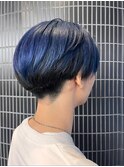 アウターカラー ブルー系 刈り上げセンターパート
