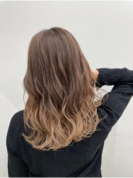 シエスタ バイ アンブルリュクス(siesta by amble luxe) グラデーションカラー