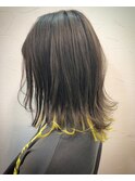 外ハネ×インナーカラー