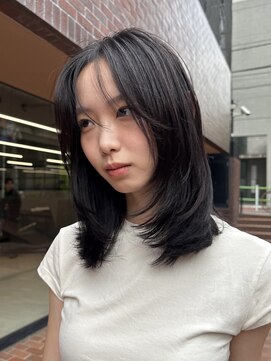 ノラ ヘアーサロン(NORA HAIR SALON) 顔まわりカット顔まわりレイヤーカットシースルーバング