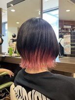 アウラ(AURA)&nbsp;ウルフピンクカラーインナーカラーブリーチカラー