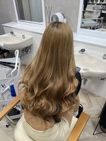 ショールーム(SHOW ROOM)&nbsp;地毛カラーで自然に長さ出し