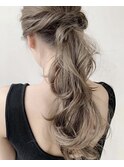 ロングヘアの上手い美容室　ハイライトで作るミルキーベージュ