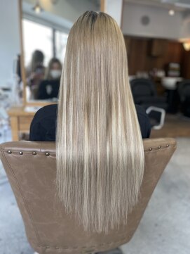 スタジオフツーロ バイ ビーヘアー(STUDIO FUTURO by BEhair) プルエクステ