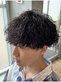 メンズマッシュウルフセンターパート波巻きパーマツイストパーマ
