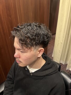 ヒロギンザ 田町店(HIRO GINZA) 波打ちセンターパート