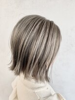 イリ 心斎橋(ili)&nbsp;【石田幸希】スノーグレージュカラー